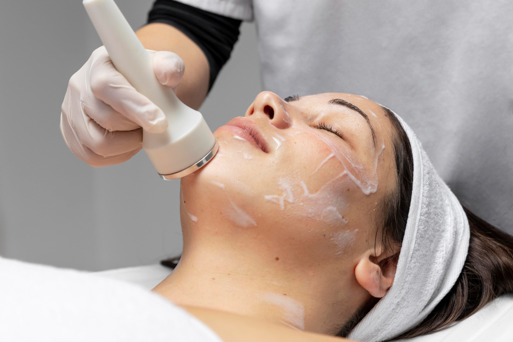 Chemical Peels: The Ultimate Guide To The 3 Types of Chemical Peels